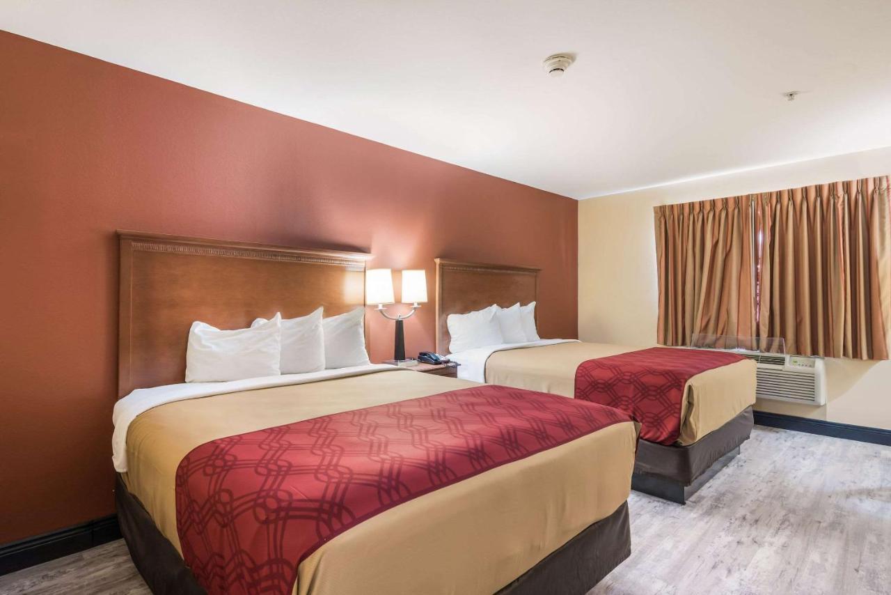 Econo Lodge Inn & Suites Little Rock Sw Екстериор снимка