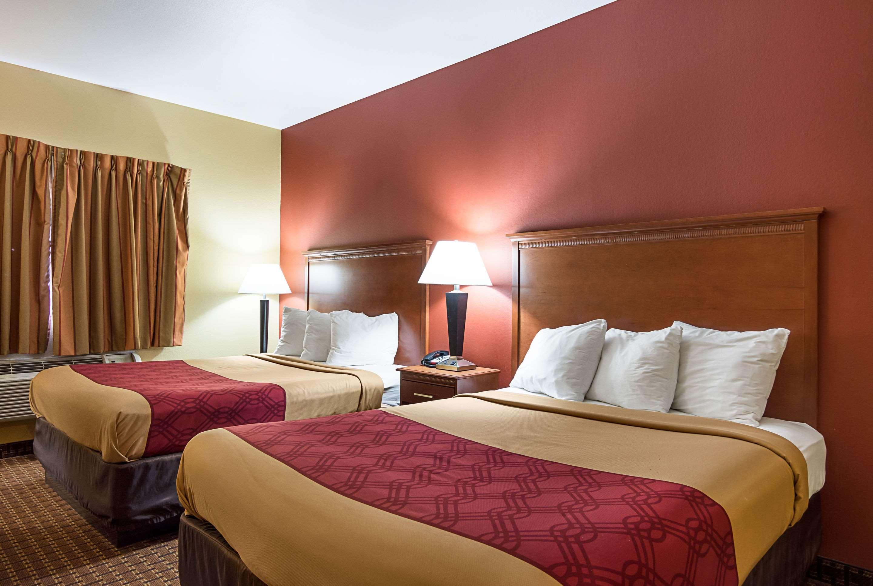 Econo Lodge Inn & Suites Little Rock Sw Екстериор снимка