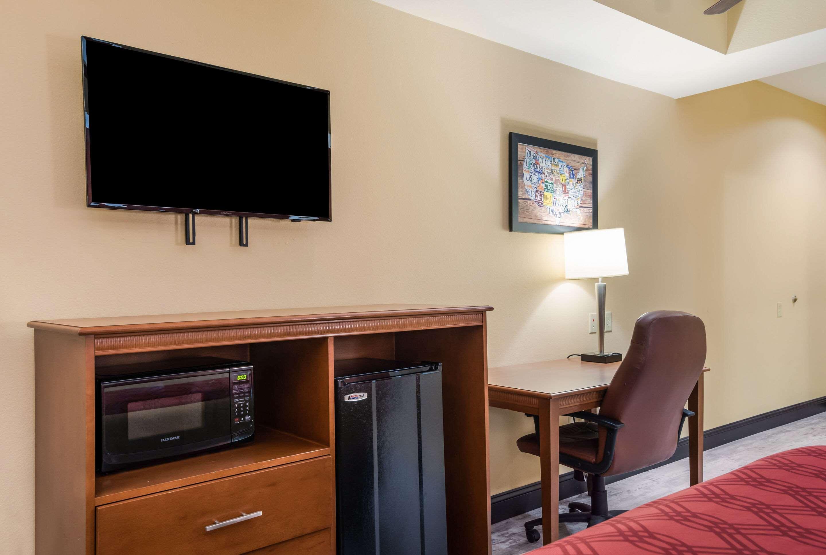 Econo Lodge Inn & Suites Little Rock Sw Екстериор снимка
