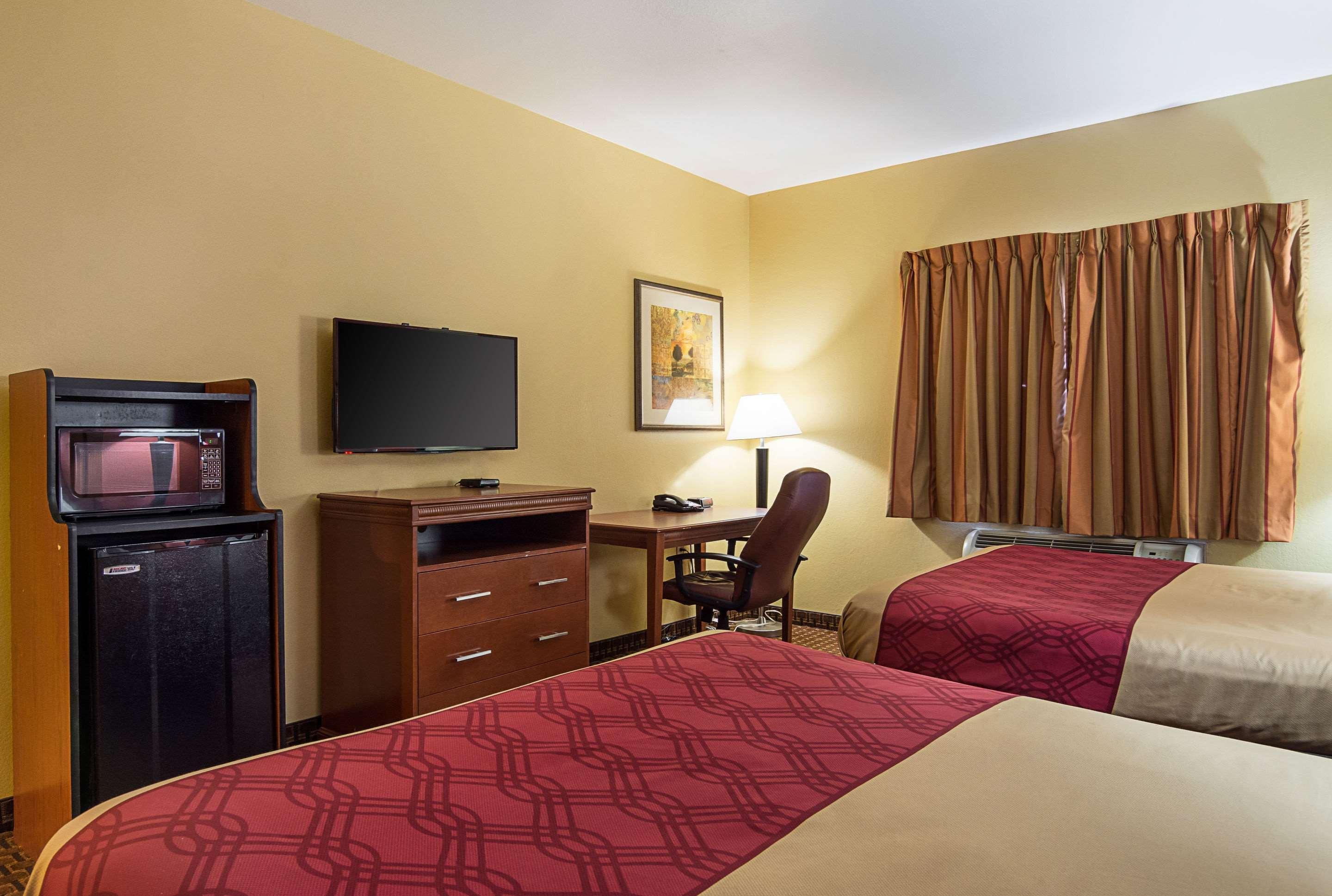 Econo Lodge Inn & Suites Little Rock Sw Екстериор снимка