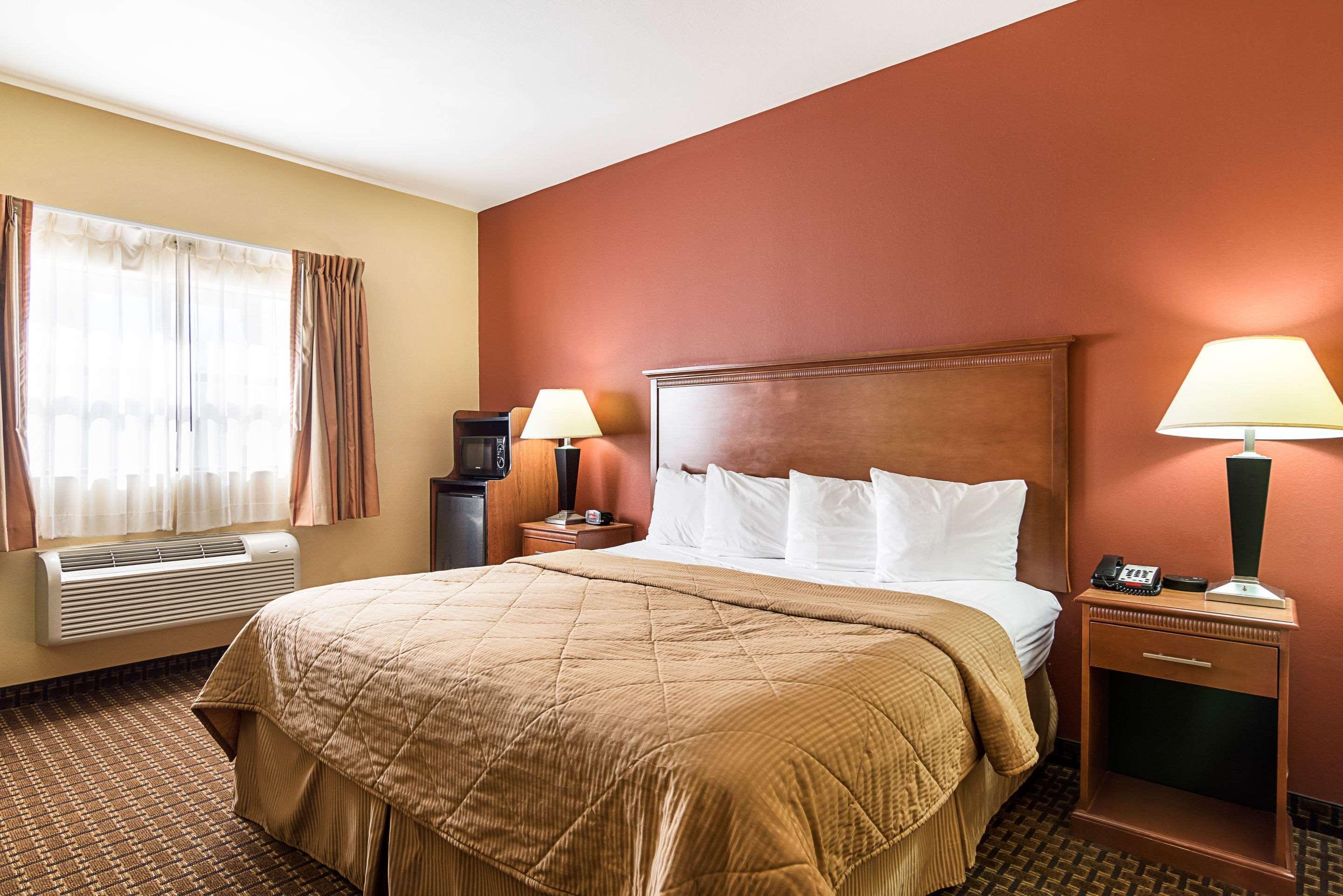 Econo Lodge Inn & Suites Little Rock Sw Екстериор снимка
