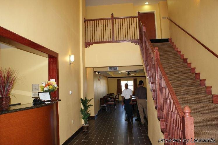 Econo Lodge Inn & Suites Little Rock Sw Интериор снимка