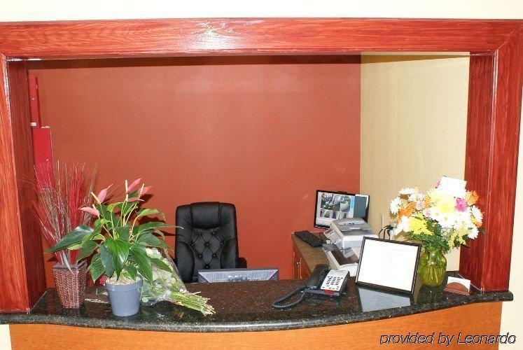 Econo Lodge Inn & Suites Little Rock Sw Интериор снимка