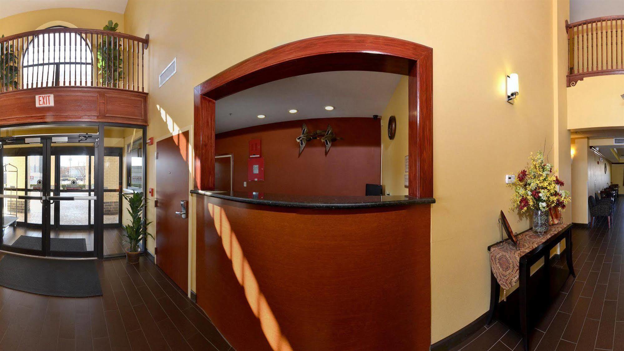 Econo Lodge Inn & Suites Little Rock Sw Екстериор снимка
